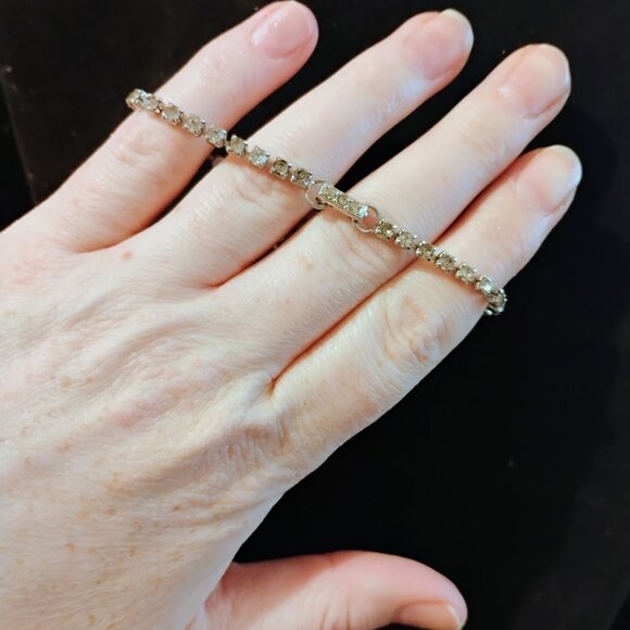 7 inch Sparkly bracelet - Picture 4 of 4